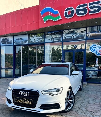 Audi A6-4