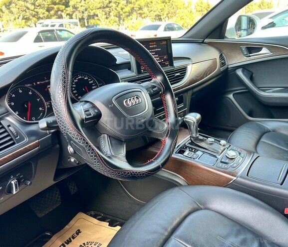 Audi A6-6