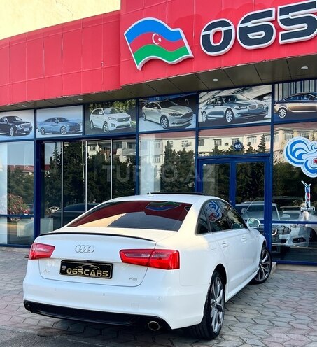Audi A6-17