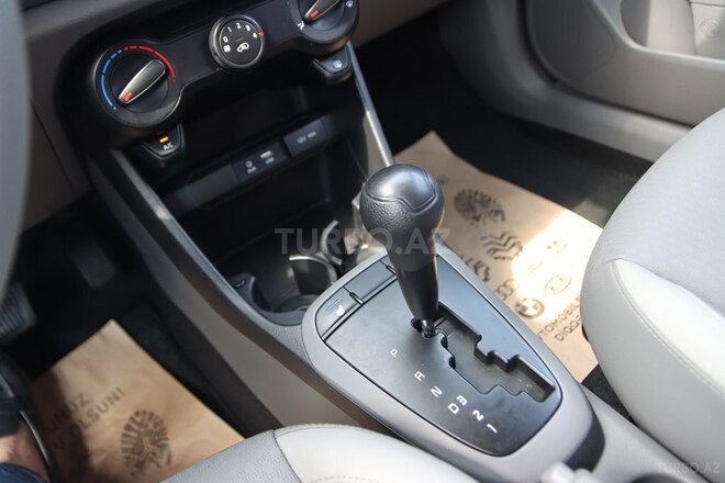 Kia Picanto-12
