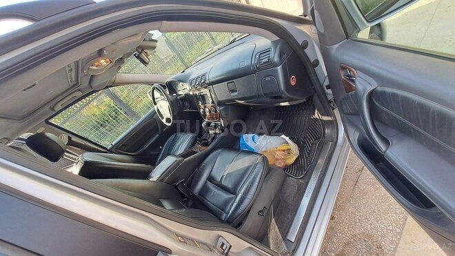 Mercedes ML 270 4MATIC 2003, 438,000 km - 2.7 л - Bakı