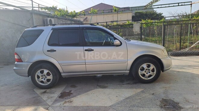 Mercedes ML 270 4MATIC 2003, 438,000 km - 2.7 л - Bakı