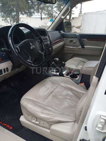 Mitsubishi Pajero 2007, 330,000 km - 3.0 l - Bakı