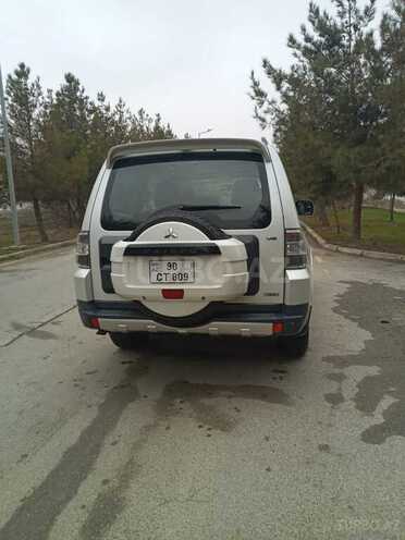 Mitsubishi Pajero 2007, 330,000 km - 3.0 l - Bakı