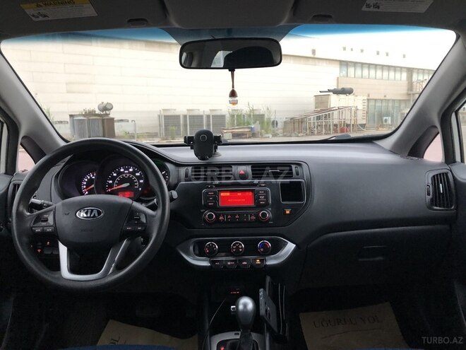 Kia Rio 2014, 180,000 km - 1.6 l - Bakı