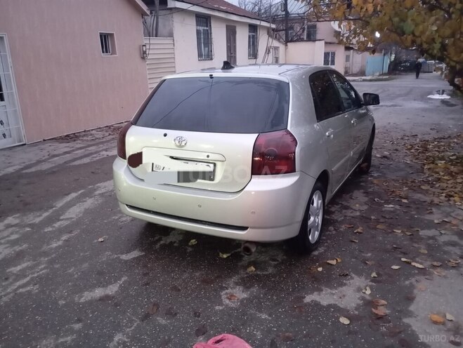 Toyota Corolla 2006, 210,000 km - 1.4 l - Quba