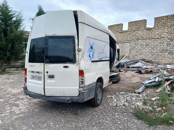 Ford Transit 2000, 512,364 km - 2.4 л - Qazax
