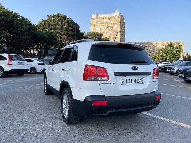 Kia Sorento 2011, 227,000 km - 2.0 l - Bakı