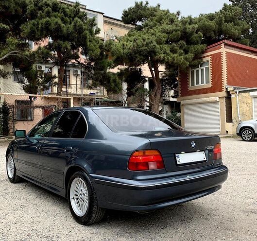 BMW 523 2000, 383,000 km - 2.5 l - Bakı
