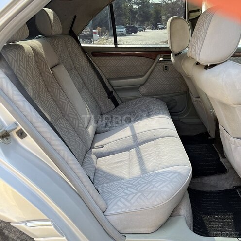 Mercedes C 200 1995, 258,085 km - 2.0 l - Sumqayıt