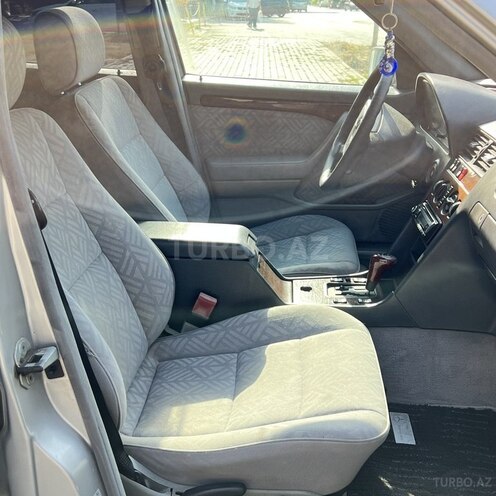 Mercedes C 200 1995, 258,085 km - 2.0 l - Sumqayıt