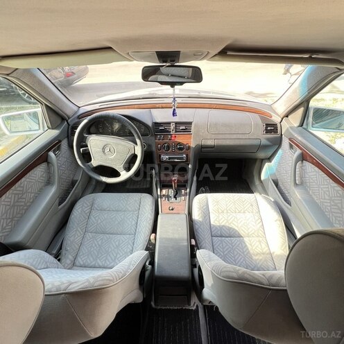 Mercedes C 200 1995, 258,085 km - 2.0 l - Sumqayıt