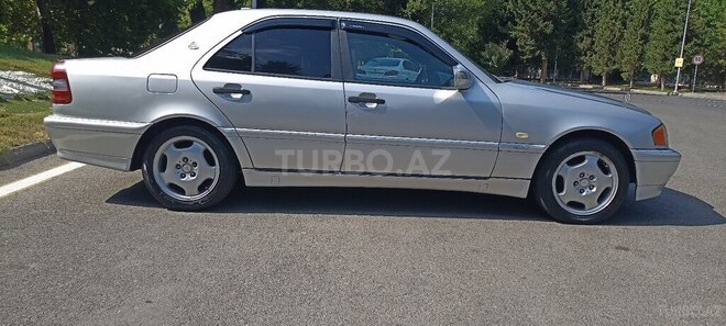 Mercedes C 200 1998, 238,000 km - 2.0 l - Mingəçevir