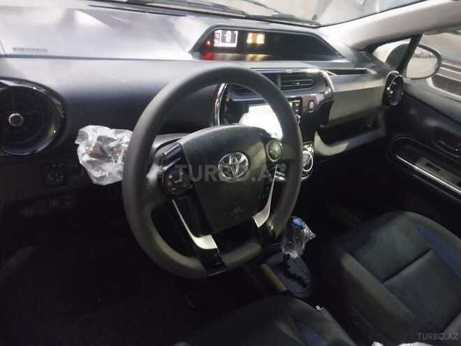 Toyota Aqua 2017, 122,000 km - 1.5 l - Bakı