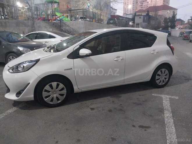 Toyota Aqua 2017, 122,000 km - 1.5 l - Bakı