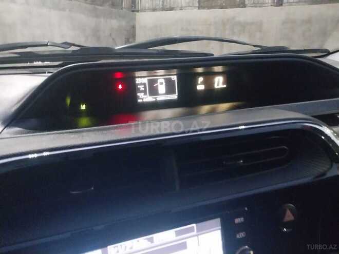 Toyota Aqua 2017, 122,000 km - 1.5 l - Bakı