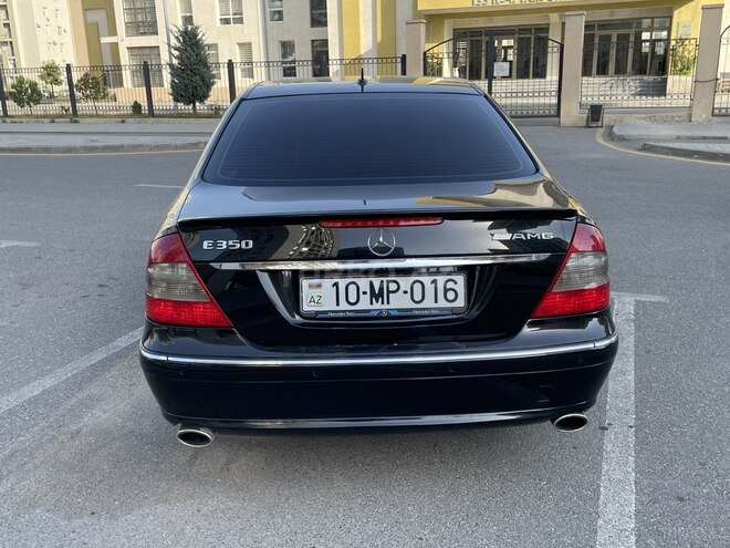 Mercedes E 280-5