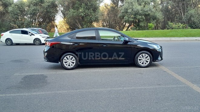 Hyundai Accent 2018, 29,600 km - 1.6 л - Bakı