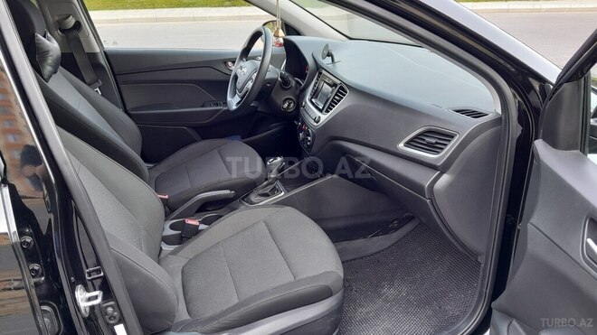 Hyundai Accent 2018, 29,600 km - 1.6 л - Bakı