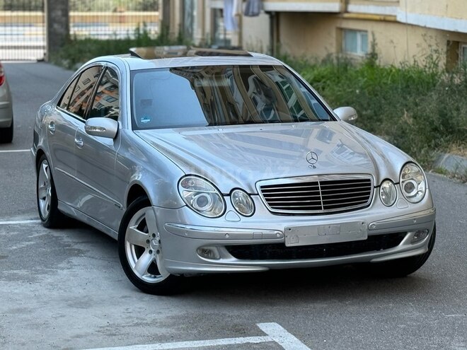 Mercedes E 270 2003, 320,000 km - 2.7 л - Sumqayıt