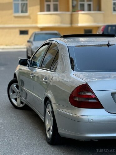 Mercedes E 270 2003, 320,000 km - 2.7 л - Sumqayıt