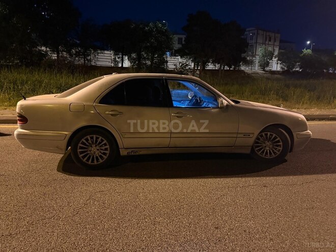 Mercedes E 220 d 2001, 350,000 km - 2.2 l - Bakı