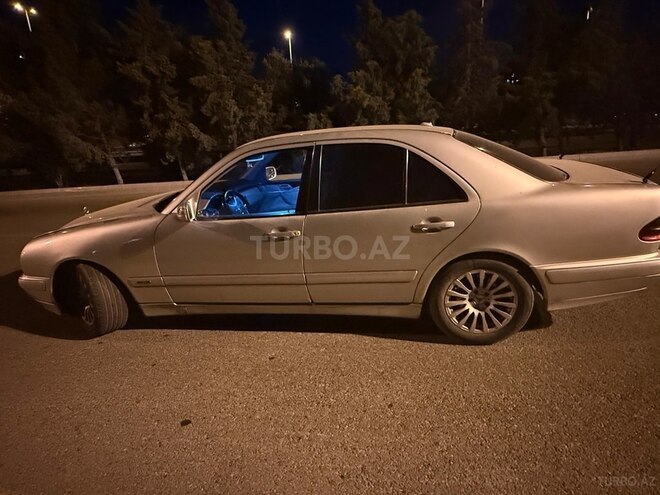 Mercedes E 220 d 2001, 350,000 km - 2.2 l - Bakı
