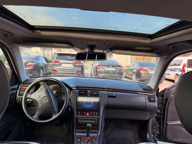 Mercedes E 320 2000, 280,000 km - 3.2 л - Bakı