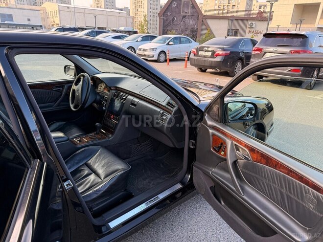 Mercedes E 320 2000, 280,000 km - 3.2 л - Bakı
