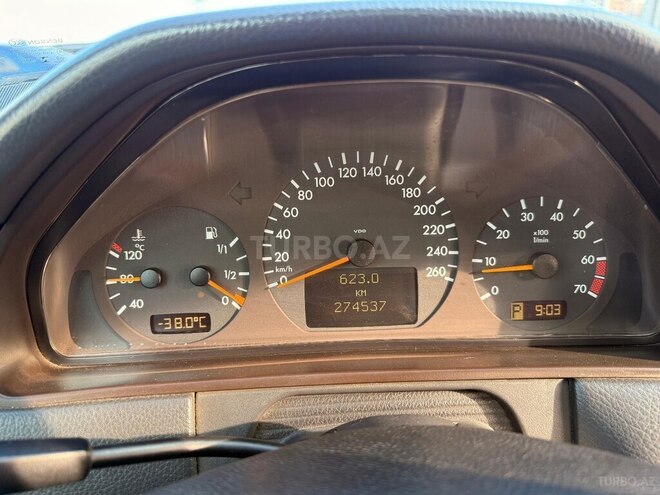 Mercedes E 320 2000, 280,000 km - 3.2 л - Bakı