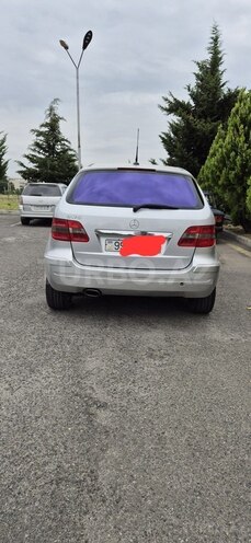 Mercedes B 170 2007, 157,000 km - 1.7 l - Qəbələ