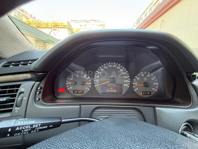 Mercedes E 320 2000, 253,000 km - 3.2 l - Bakı
