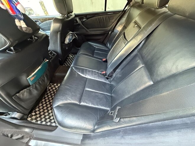 Mercedes E 320 2000, 253,000 km - 3.2 l - Bakı