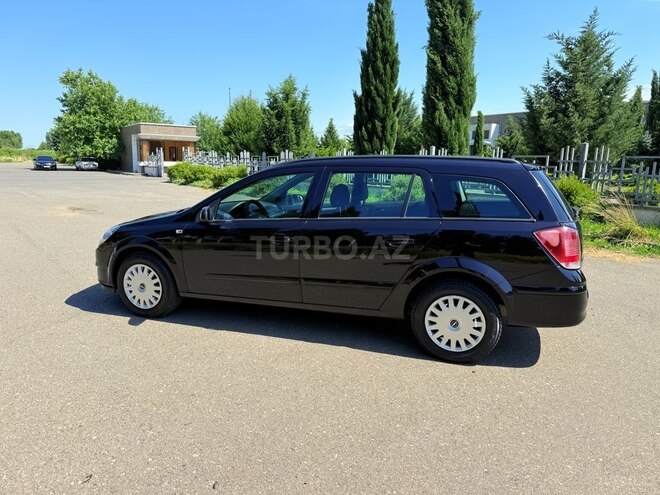 Opel Astra 2005, 130,000 km - 1.4 l - Tovuz