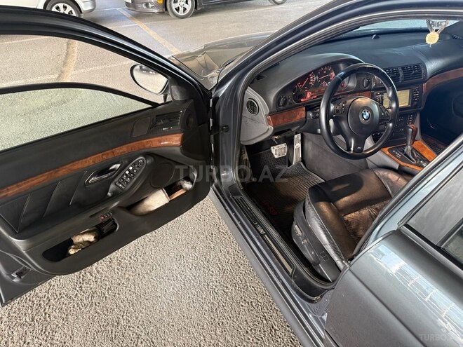 BMW 530 2001, 239,000 km - 3.0 l - Bakı