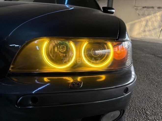 BMW 530 2001, 239,000 km - 3.0 l - Bakı