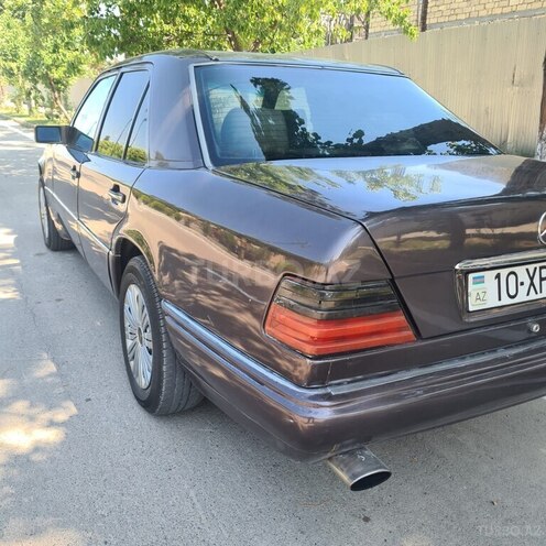 Mercedes E 250 1991, 580,000 km - 2.5 l - İmişli