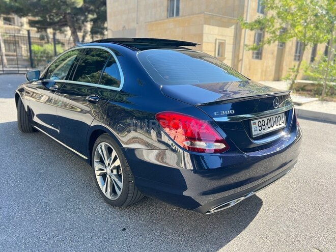 Mercedes C 300-9