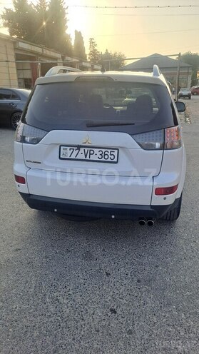 Mitsubishi Outlander 2008, 243,500 km - 3.0 l - Bakı