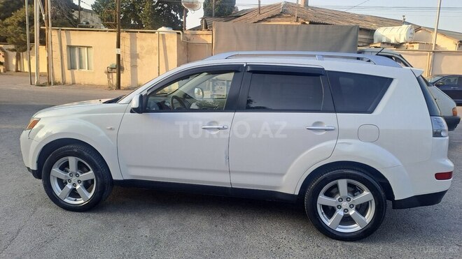 Mitsubishi Outlander 2008, 243,500 km - 3.0 l - Bakı