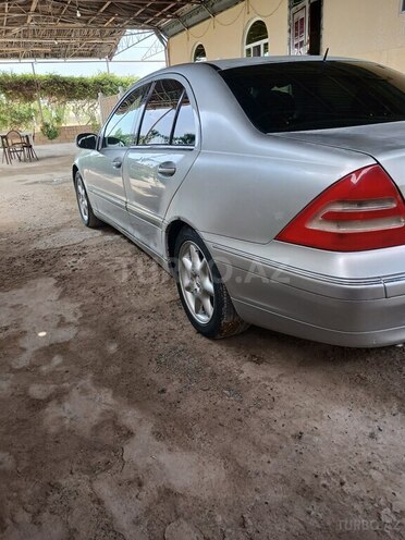 Mercedes C 240 2000, 366,657 km - 2.4 l - Şirvan