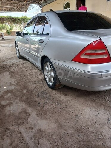 Mercedes C 240 2000, 366,657 km - 2.4 l - Şirvan