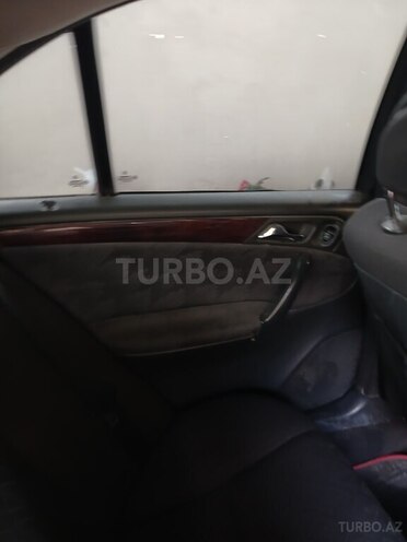 Mercedes C 240 2000, 366,657 km - 2.4 l - Şirvan
