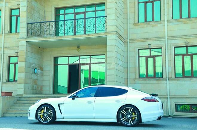 Porsche Panamera Turbo 2009, 188,888 km - 4.5 l - Masallı