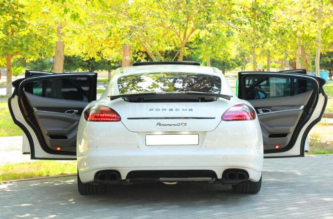 Porsche Panamera Turbo 2009, 188,888 km - 4.5 l - Masallı