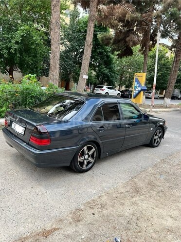 Mercedes C 180-2