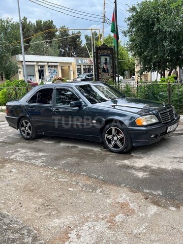 Mercedes C 180-11