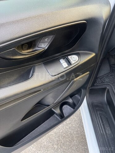 Mercedes Vito 114 2018, 309,000 km - 2.2 l - Bakı