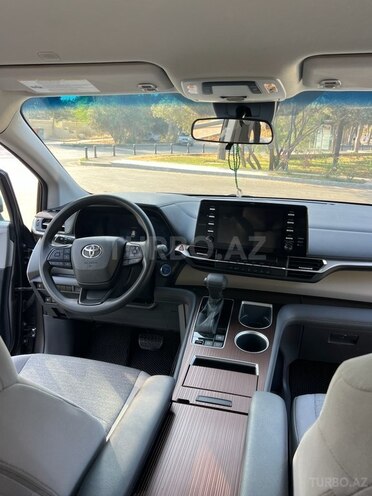 Toyota Sienna 2021, 86,000 km - 2.5 l - Bakı
