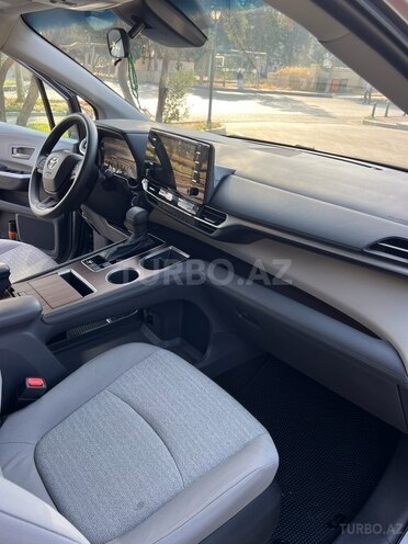 Toyota Sienna 2021, 86,000 km - 2.5 l - Bakı